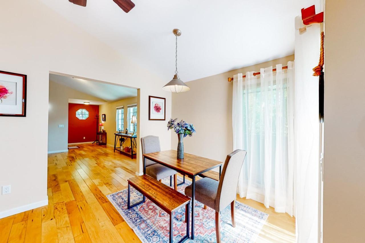 סן רפאל Tranquil Haven Cottage Retreat מראה חיצוני תמונה